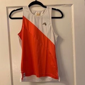 Women’s relay singlet in coral/white